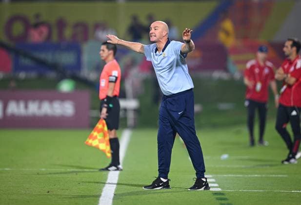 Fussball, Junioren U 17 WM 2025 Doha Katar Vorrunde 05.11.2025 Gruppe K Frankreich - Chile Trainer Lionel ROUXEL (Frankreich)