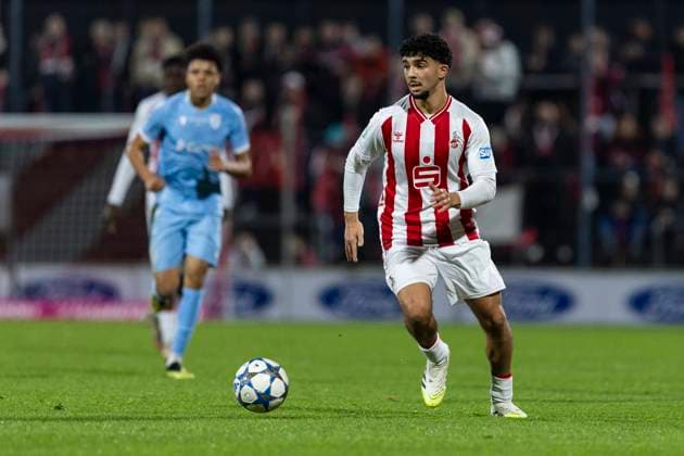 UEFA Youth-League: 1. FC Köln - Racing FC Union Luxemburg; 05.11.2025 Fayssal Harchaoui (1. FC Köln U19, 10) UEFA Youth-League, Rückspiel des Meisterwegs Runde 2, 1. FC Köln - Racing FC Union Luxemburg, am 05.11.2025, Franz-Kremer-Stadion, Köln Copyright: xBEAUTIFULxSPORTS Meuselx