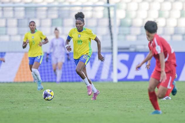 10 Kaylane (Midfielder) of Brazil U-17 is in action during the FIFA U-17 Women s World Cup Morocco 2025 Semifinal match between Brazil and Korea DPR in Rabat, Morocco, on November 5, 2025, at the Olympic Stadium  Copyright: xAndreaxAmato IPAxSportx xipa-agency.netx xx IPA_67567020 IPA_Agency_IPA67567020