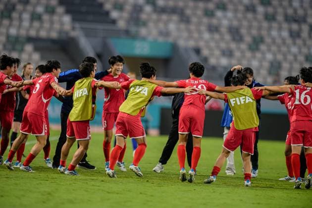The Korea DPR celebrate reaching the finals during the FIFA U-17 Women s World Cup Morocco 2025 Semifinal match between Brazil and Korea DPR in Rabat, Morocco, on November 5, 2025, at the Olympic Stadium  Copyright: xAndreaxAmato IPAxSportx xipa-agency.netx xx IPA_67570375 IPA_Agency_IPA67570375
