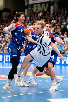 Balingen: DHB Pokal - Achtelfinale - HBW Balingen - THW Kiel Eric Johansson (THW Kiel) Balingen Baden-Württemberg Deutschland