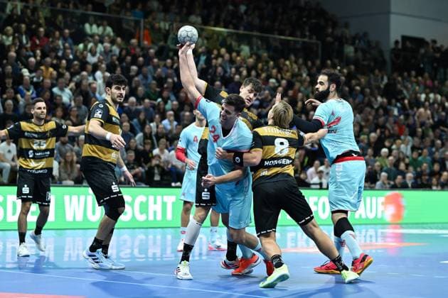 Alexandere Cavalcanti (MT Melsungen , 24) HC Elbflorenz 2006 vs. MT Melsungen, DHB-Pokal Herren, Spielzeit 2025 2026, 05.11.2025 HC Elbflorenz 2006 vs. MT Melsungen, DHB-Pokal Herren, Spielzeit 2025 2026, 05.11.2025 Dresden Copyright: xEibner-Pressefoto xHoepnerx EP_PHR