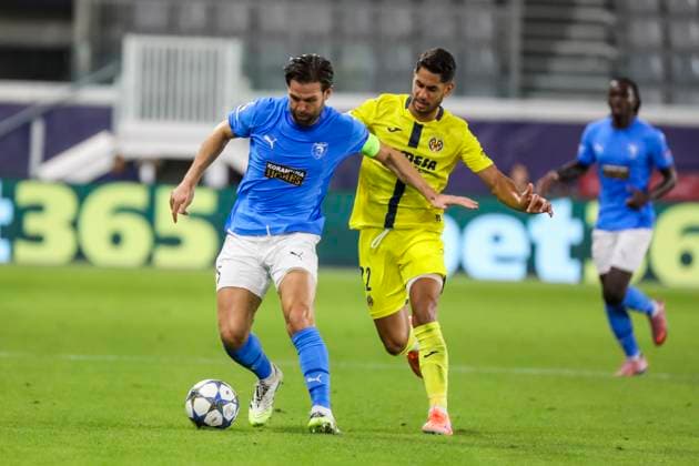 UEFA Champions League : Pafos vs Villarreal DAVID GOLDAR of Pafos ans AYOZE PEREZ of Villarreal compete for the ball. Pafos plays against Villarreal for the matchday 4 of the League Phase of the UEFA Champions League competition, Limassol, Cyprus, on Nov. 5, 2025. Limassol Cyprus Copyright: xKOSTASxPIKOULASx