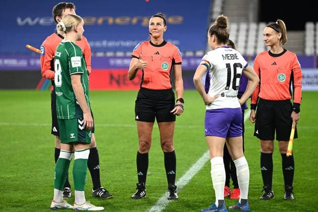 Google Pixel Frauen Bundesliga SGS Essen Werder Bremen 05.11.2025 Google Pixel Frauen Bundesliga, 09. Spieltag, SGS Essen gegen Werder Bremen am 05. November 2025 im Stadion an der Hafenstraße, Essen.
