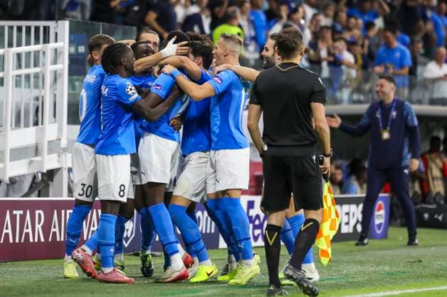 UEFA Champions League : Pafos vs Villarreal Pafos players celebrate the goal they scored. Pafos plays against Villarreal for the matchday 4 of the League Phase of the UEFA Champions League competition, Limassol, Cyprus, on Nov. 5, 2025. Limassol Cyprus Copyright: xKOSTASxPIKOULASx
