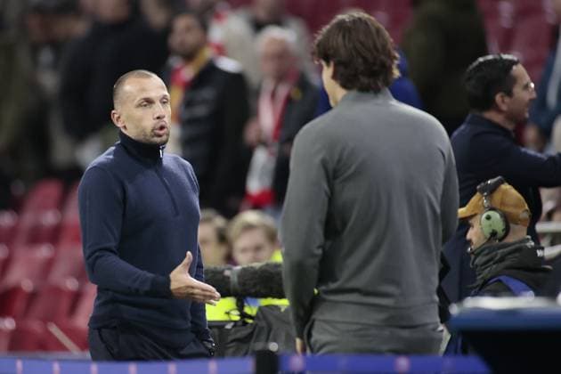 AMSTERDAM , 05-11-2025 , JohanCruyff Arena , season 2025 2026 , UEFA Champions League Football , match between Ajax and Galatasaray. Picture shows John Heitinga and Sam van Royen Ajax - Galatasaray  x31876055x Copyright: