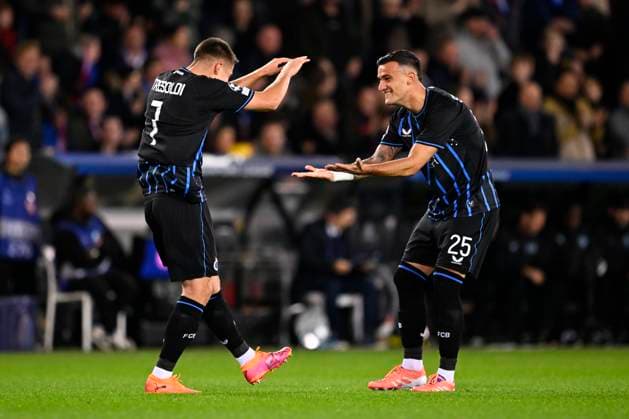 Club Brugge v Barcelona - UEFA Champions League BRUGGE, BELGIUM - NOVEMBER 05 : Tresoldi Nicolo forward of Club Brugge celebrating scoring a goal with Stankovic Aleksandar midfielder of Club Brugge during the UEFA Champions League 2025 26 League Phase MD4 match between Club Brugge and Barcelona on November 5, 2025 in Brugge, Belgium, 05 11 2025 Brugge Belgium  Copyright: xTomasxSiskx