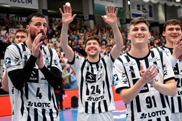 Balingen: DHB Pokal - Achtelfinale - HBW Balingen - THW Kiel Lukas Zerbe (THW Kiel) Balingen Baden-Württemberg Deutschland