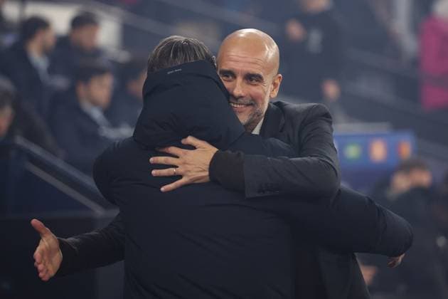 Manchester City v Borussia Dortmund - UEFA Champions League MANCHESTER, UNITED KINGDOM - NOVEMBER 05: Josep Pep Guardiola, head coach of Manchester City, embraces Niko Kovac, head coach of Borussia Dortmund, during the UEFA Champions League match between Manchester City and Borussia Dortmund at Etihad Stadium on November 05, 2025 in Manchester, United Kingdom. Alex Livesey Anadolu Manchester United, ManU Kingdom. Editorial use only. Please get in touch for any other usage.  Copyright: x2025xAnadoluxAlexxLiveseyx
