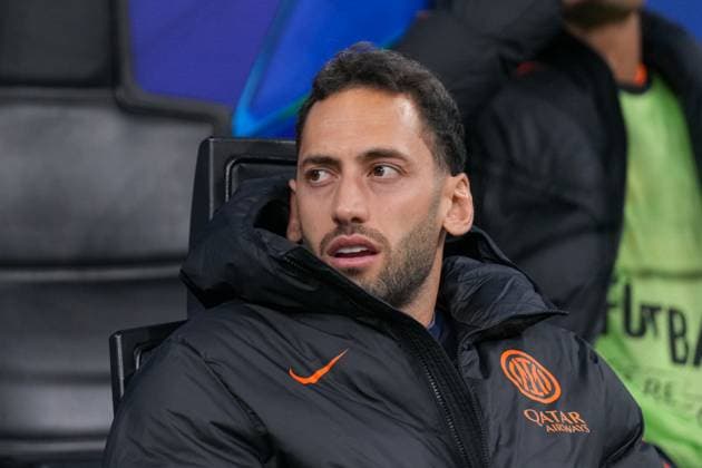 Hakan ÇalhanoÄülu Hakan Calhanoglu (FC Inter Mailand, F.C. Internazionale Milano, 20) , Italien, Fussball, UEFA Champions League, 4.Spieltag, Ligaphase, 2025 2026, Inter Mailand vs. FC Kairat Almaty, 05.11.2025, Giuseppe-Meazza-Stadion, San Siro, Mailand, Italien Mailand Giuseppe-Meazza-Stadion, San Sir Lombardei Italien Copyright: xArnexAmbergx