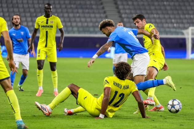 UEFA Champions League : Pafos vs Villarreal JAJA of Pafos and RENATO VEIGA of Villarreal compete for the ball. Pafos plays against Villarreal for the matchday 4 of the League Phase of the UEFA Champions League competition, Limassol, Cyprus, on Nov. 5, 2025. Limassol Cyprus Copyright: xKOSTASxPIKOULASx