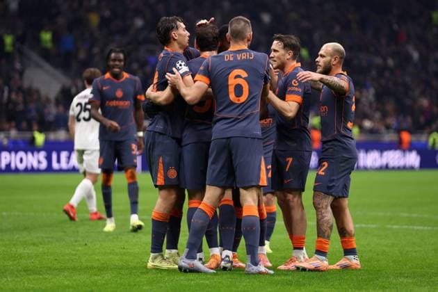 Carlos Augusto (Fc Internazionale) celebrates after scoring his team s second goal with team mates, UEFA Champions League 2025 26 League Phase MD4, FC Internazionale Milano v FC Kairat Almaty, Stadio Giuseppe Meazza (San Siro), November 5, 2025, Milan, Italy.