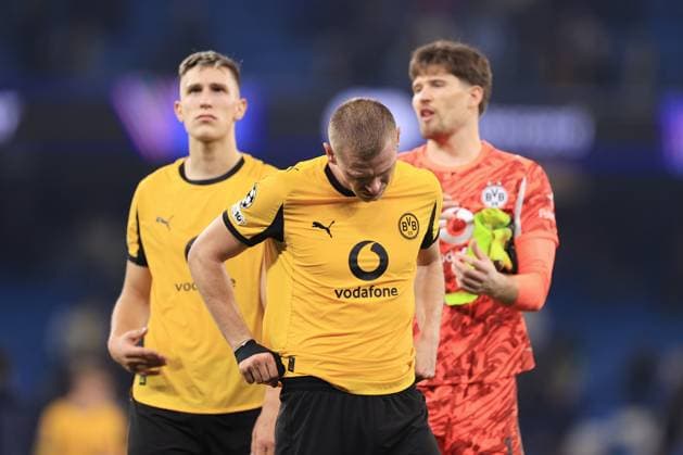 Football - UEFA Champions League - League Phase - Manchester City v Borussia Dortmund 5th November 2025 - UEFA Champions League - League Phase - Manchester City v Borussia Dortmund - Julian Ryerson of Borussia Dortmund looks dejected - Photo: Simon Stacpoole Offside. Manchester UK Copyright: xSimonxStacpoolexOffside