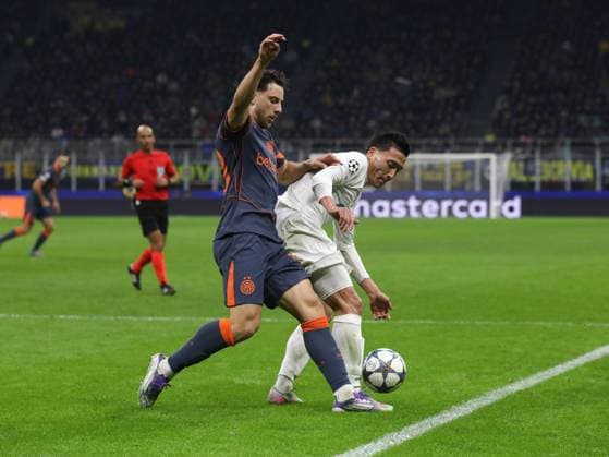November 5, 2025, Milan, Lombardy, Italy: CARLOS AUGUSTO of Inter fights for the ball during the UEFA Champions League 2025 26 League Phase Day 4 game between FC INTER and KAIRAT ALMATY at the Giuseppe Meazza Stadium in Milan, Italy Milan Italy - ZUMAc179 20251105_zep_c179_042 Copyright: xMickaelxChavetx