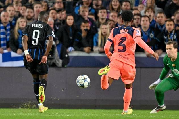 251105 Club Brugge vs FC Barcelona, Barca Carlos Forbs (9) of Club Brugge scores the 3-2 goal during the Uefa Champions League 4th matchday in the League phase game in season 2025 - 2026 between Club Brugge KV and FC Barcelona on November 5 , 2025 in Brugge, Belgium. (Photo by David Catry Isosport) Brugge Belgium  Copyright: xDavidxCatryx 20251105DC2_0260