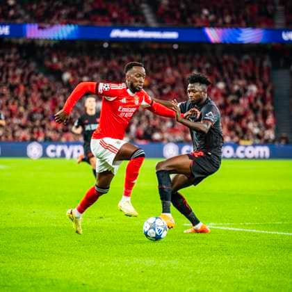 November 5, 2025, Lisbon, Lisbon, Portugal: Dodi Lukebakio Of Benfica in control of the ball in another attack, during the UEFA Champions League Group Stage,between SL Benfica vs Bayer Leverkusen at Luz Stadium, Lisbon, on november 5th, 2025 Lisbon Portugal - ZUMAr200 20251105_zsp_r200_022 Copyright: xNunoxReisinhox