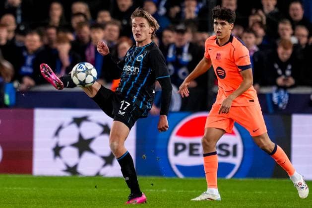 BRUGES, BELGIUM - NOVEMBER 5: Romeo Vermant of Club Brugge controls the ball during the UEFA Champions League 2025 26 League Phase MD4 match between Club Brugge KV and FC Barcelona, Barca at Jan Breydelstadion on November 5, 2025 in Bruges, Belgium. (Photo by Rene Nijhuis) SPO  Copyright: xRenexNijhuis