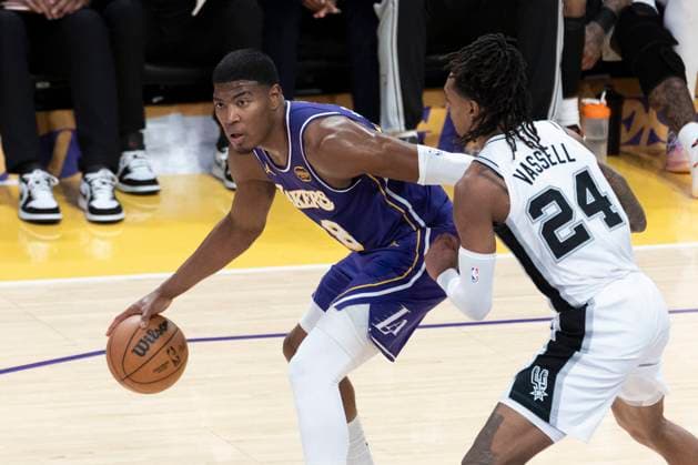 November 5, 2025, Los Angeles, California, USA: Los Angeles LakersÃ¢â‚¬â ¢ Rui Hachimura (28) is defended by San Antonio SpursÃ¢â‚¬â ¢ Devin Vassell (24) during an NBA, Basketball Herren, USA basketball game, in Los Angeles Wednesday, Nov. 5, 2025. Los Angeles USA - ZUMAc68_ 20251105_zaf_c68_006 Copyright: xRingoxChiux
