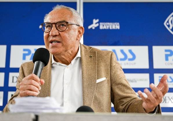 05.11.2025, xpsx, Viktoria Aschaffenburg Mitgliederversammlung, v.l. Felix Magath Aschaffenburg Bayern Deutschland (DEU)