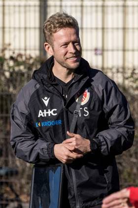 Cottbus, Deutschland 06. November 2025: 3. Liga - 2025 2026 - FC Energie Cottbus - Training Im Bild: Fitnesstrainer Tim Schneider (Energie Cottbus) Brandenburg Copyright: xFotostandx xWeilandx