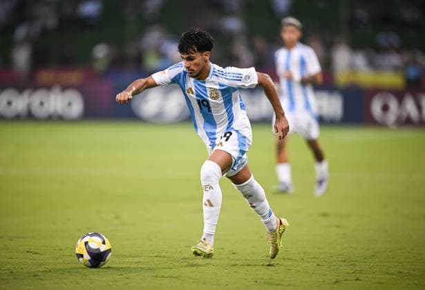 Fussball, Junioren U 17 WM 2025 in Doha Katar Vorrunde 06.11.2025 Gruppe D Argentinien - Tunesien Armando Guener (Argentinien Borussia Moenchengladbach)