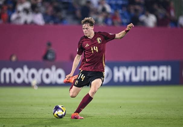 Fussball, Junioren U 17 WM 2025 in Doha Katar Vorrunde 06.11.2025 Gruppe D Belgien - Fidschi Daan Braspenning (Belgien) am Ball