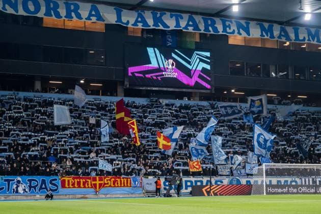 251106 Fans of Malmö FF ahead of the UEFA Europa League football match between Malmö FF and Panathinaikos on November 6, 2025 in Malmö. Photo: Petter Arvidson BILDBYRAN kod PA PA1108 fotboll football soccer fotball uefa europa league europa league malmö ff panathinaikos bbeng publik Copyright: PETTERxARVIDSON BB251106PA042