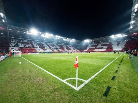 MAINZ, GERMANY - 6 NOVEMBER, 2025: - The football match of UEFA Conference League 1. FSV Mainz 05 vs ACF Fiorentina at Mewa Arena.  Copyright: xVITALIIxKLIUIEVx