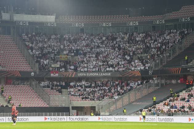 Nach berichten aus der Freiburger Fanszene kam es zu Polizeigewalt, die Ultras sind nicht im Gästeblock auf der Tribüne , Frankreich, Fussball, UEFA Europa League, 4.Spieltag, Ligaphase, 2025 2026, OGC Nizza vs. SC Freiburg, 06.11.2025, Allianz Riviera, Nizza, Frankreich Nizza Allianz Riviera Provence-Alpes-CÃ te d Azur, CÃ Frankreich Copyright: xArnexAmbergx