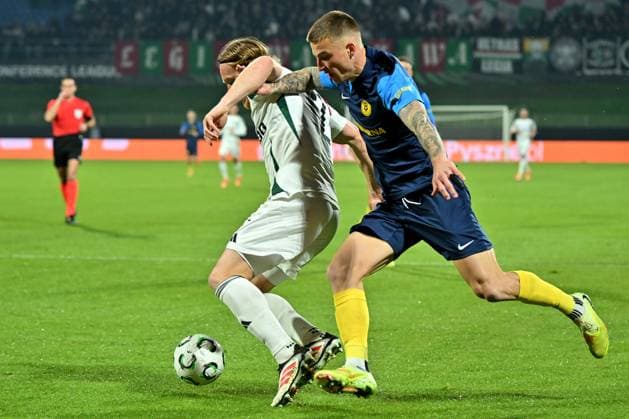 Celje, Slovenia, November 06th 2025, Radovan Pankov of Legia Warszawa (L) in action against Franko Kovacevic of Celje (R) during the UEFA Conference League, League phase Matchday 3, between Celje (Slovenia) and Legia Warszawa (Polande) at Stadion Celje, Celje, Slovenia. (Photo by Igor Kupljenik Sports Press Photo) Copyright: xIgorxKupljenikx xSPPx Sportspressphoto_SPR57741