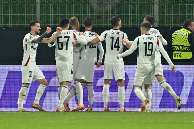 Celje, Slovenia, November 06th 2025, Legia Warszawa celebrate score during the UEFA Conference League, League phase Matchday 3, between Celje (Slovenia) and Legia Warszawa (Polande) at Stadion Celje, Celje, Slovenia. (Photo by Igor Kupljenik Sports Press Photo) Copyright: xIgorxKupljenikx xSPPx Sportspressphoto_SPR57744