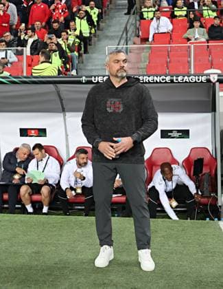 Samsunspor v Hamrun Spartans - UEFA Conference League SAMSUN, TURKIYE - NOVEMBER 6: Head coach of Samsunspor Thomas Reis is seen during the UEFA Conference League week 3 match between Samsunspor and Hamrun Spartans at Yeni 19 Mayis Stadium in Samsun, Turkiye, on November 6, 2025. Veysel Altun Anadolu Samsun Turkey. Editorial use only. Please get in touch for any other usage.  Copyright: x2025xAnadoluxVeyselxAltunx