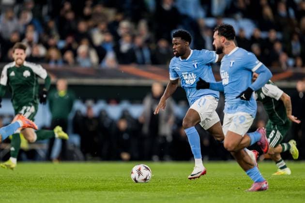 251106 Emmanuel Ekong of Malmö FF during the UEFA Europa League football match between Malmö FF and Panathinaikos on November 6, 2025 in Malmö. Photo: Petter Arvidson BILDBYRAN kod PA PA1108 fotboll football soccer fotball uefa europa league europa league malmö ff panathinaikos bbeng Copyright: PETTERxARVIDSON BB251106PA067