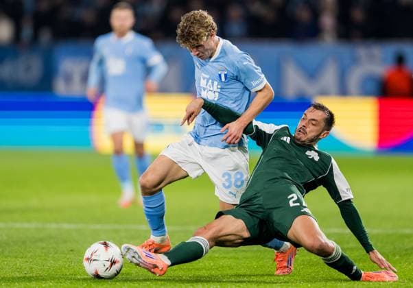 251106 Hugo Bolin of Malmö FF and Tin Jedvaj of Panathinaikos during the UEFA Europa League football match between Malmö FF and Panathinaikos on November 6, 2025 in Malmö. Photo: Petter Arvidson BILDBYRAN kod PA PA1108 fotboll football soccer fotball uefa europa league europa league malmö ff panathinaikos bbeng Copyright: PETTERxARVIDSON BB251106PA072