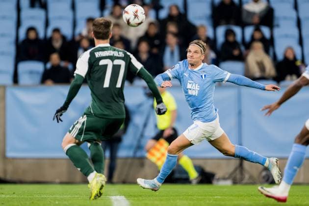 251106 Jens Stryger Larsen of Malmö FF during the UEFA Europa League football match between Malmö FF and Panathinaikos on November 6, 2025 in Malmö. Photo: Petter Arvidson BILDBYRAN kod PA PA1108 fotboll football soccer fotball uefa europa league europa league malmö ff panathinaikos bbeng bbauto Copyright: PETTERxARVIDSON BB251106PA073