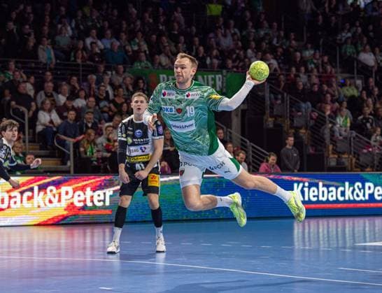 Handball, Herren, Saison 2025 2026, DHB-Pokal (Achtelfinale), Füchse Berlin - ThSV Eisenach, Mathias Gidsel (Füchse Berlin), 06.11.2025, Copyright: xSebastianxRäppold MatthiasxKochx