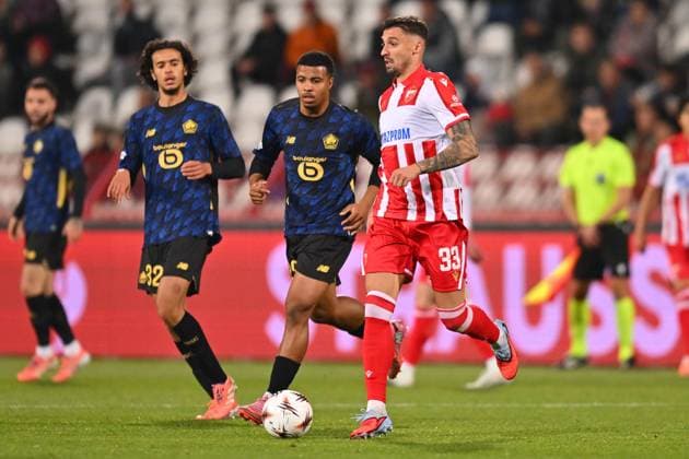 CRVENA ZVEZDA vs LOSC LILLE RADE KRUNIC vs HAMZA IGAMANE football Crvena zvezde vs LOSC Lille UEFA Europa League at Rajko Mitic stadium, Belgrade 06.11.2025 Foto: FOOTBALL, UEFA EUROPA LEAGUE, CRVENA ZVEZDA, RED STAR, LOSC LILLE Belgrade Rajko Mitic stadium Serbia Copyright: xMarkoxMetlas xMNxPressx