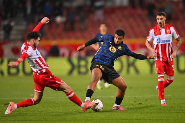 CRVENA ZVEZDA vs LOSC LILLE HAMZA IGAMANE vs NAYAIR TIKNIZYAN Najair Tiknizjan football Crvena zvezde vs LOSC Lille UEFA Europa League at Rajko Mitic stadium, Belgrade 06.11.2025 Foto: FOOTBALL, UEFA EUROPA LEAGUE, CRVENA ZVEZDA, RED STAR, LOSC LILLE Belgrade Rajko Mitic stadium Serbia Copyright: xMarkoxMetlas xMNxPressx