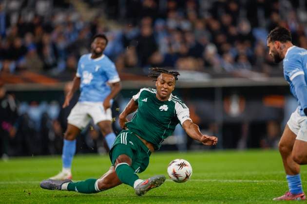 MALMÖ, SWEDEN 20251106 Panathinaikos Erik Palmer-Brown saves a goal for Malmö during Thursday s Europa League fourth round soccer match between Malmö FF and Panathinaikos at Eleda Stadium. MALMÖ SWEDEN x10600x