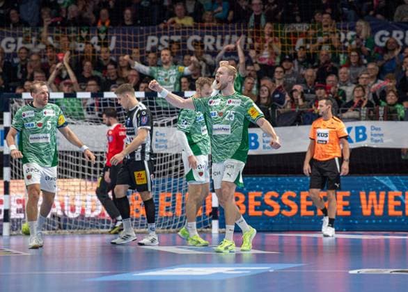 Handball, Herren, Saison 2025 2026, DHB-Pokal (Achtelfinale), Füchse Berlin - ThSV Eisenach, Matthes Langhoff (Füchse Berlin), 06.11.2025, Copyright: xSebastianxRäppold MatthiasxKochx