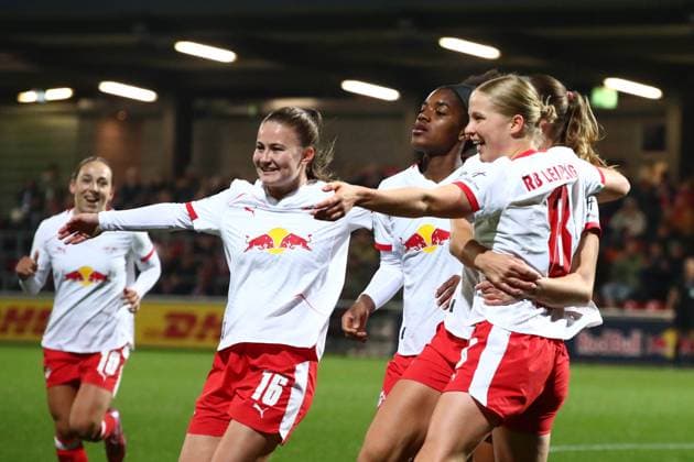 RB Leipzig - Jena 1. Bundesliga Frauen Leipzig, Trainingszentrum am Cottaweg, 06.11.2025, Fußball, Frauen, Saison 2025 2026, Frauen-Bundesliga, 9. Spieltag , RB Leipzig - FC Carl Zeiss Jena , Im Bild: Tor für RB Leipzig ,Torjubel nach dem 1:0