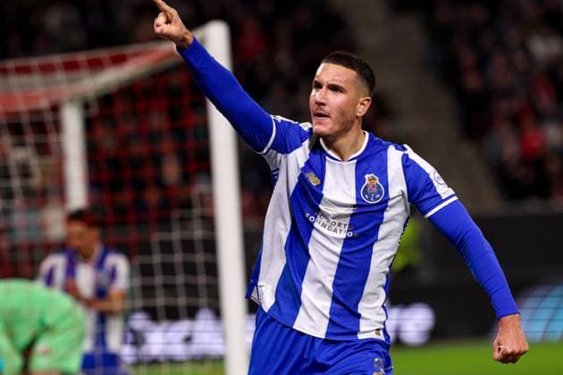 2025-11-06 FC Utrecht v FC Porto - UEFA Europa League 2025 26 League Phase MD4 UTRECHT, NETHERLANDS - NOVEMBER 6: Deniz Gul of FC Porto celebrates after scoring his teams first goal during the UEFA Europa League 2025 26 League Phase MD4 match between FC Utrecht and FC Porto at Stadion Galgenwaard on November 6, 2025 in Utrecht, Netherlands. Utrecht Stadion Galgenwaard Netherlands Content not available for redistribution in The Netherlands directly or indirectly through any third parties. Copyright: xBenxGalx