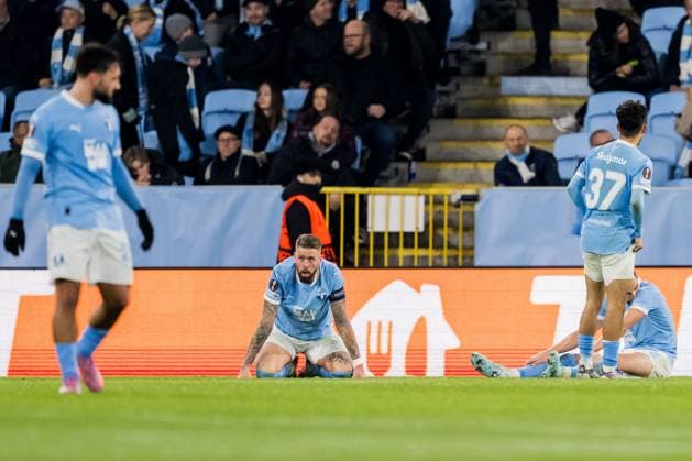 251106 Pontus Jansson of Malmö FF looks dejected after 0-1 during the UEFA Europa League football match between Malmö FF and Panathinaikos on November 6, 2025 in Malmö. Photo: Petter Arvidson BILDBYRAN kod PA PA1108 fotboll football soccer fotball uefa europa league europa league malmö ff panathinaikos bbeng bbauto depp Copyright: PETTERxARVIDSON BB251106PA145