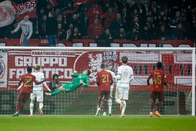 SALZBURG , 06-11-2025 , Red Bull Arena , season 2025 2026 , UEFA Europa League League phase . match between RB Salzburg and Go Ahead Eagles, Picture shows RB Salzburg player Aleksa Terzic scores 2-0 Salzburg - Go Ahead Eagles  x31890970x Copyright: