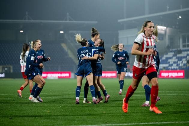 Marie Steiner (TSG Hoffenheim, 19), Franziska Harsch (TSG Hoffenheim, 17), Janna Grimm (TSG Hoffenheim, 26), Vanessa Diehm (TSG Hoffenheim, 06) jubeln ueber das Tor zum 2:1, GER, TSG 1899 Hoffenheim vs SC Freiburg, Fussball Google Pixel Frauen Bundesliga, 9. Spieltag, Saison 2025 2026, 06.11.2025 DFB regulations prohibit any use of photographs as image sequences and or quasi-video GER, TSG 1899 Hoffenheim vs SC Freiburg, Fussball Google Pixel Frauen Bundesliga, 9. Spieltag, Saison 2025 2026, 06.11.2025 Hoffenheim Copyright: xEibner-Pressefoto Memmlerx EP_MMR