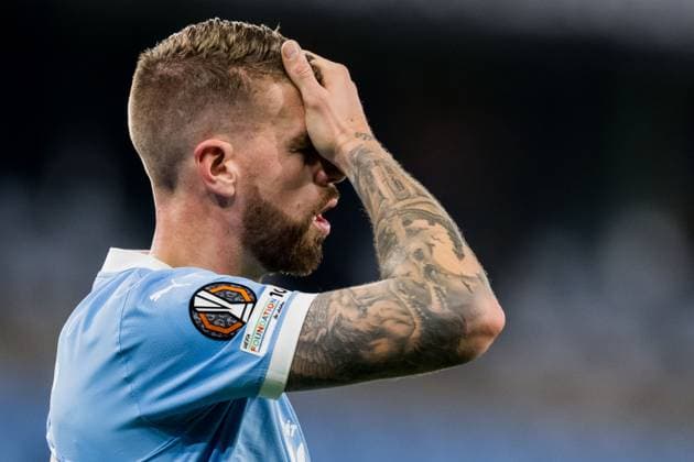251106 Pontus Jansson of Malmö FF looks dejected after the UEFA Europa League football match between Malmö FF and Panathinaikos on November 6, 2025 in Malmö. Photo: Petter Arvidson BILDBYRAN kod PA PA1108 fotboll football soccer fotball uefa europa league europa league malmö ff panathinaikos bbeng bbauto depp Copyright: PETTERxARVIDSON BB251106PA162