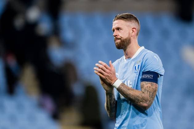 251106 Pontus Jansson of Malmö FF looks dejected after the UEFA Europa League football match between Malmö FF and Panathinaikos on November 6, 2025 in Malmö. Photo: Petter Arvidson BILDBYRAN kod PA PA1108 fotboll football soccer fotball uefa europa league europa league malmö ff panathinaikos bbeng depp Copyright: PETTERxARVIDSON BB251106PA165