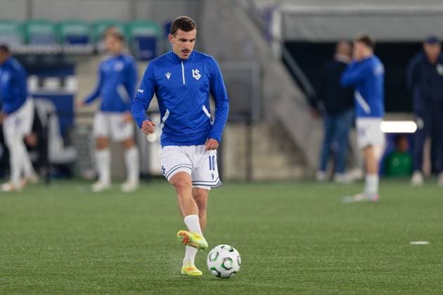 Olivier Custodio (10 Lausanne during warm-up prior the UEFA Conference League match between Lausanne-Sport and Omonoia at Stade de la Tuiliere in Lausanne, Switzerland Copyright: xGiuseppexVelletrix xSPPx Sportspressphoto_SPR57796