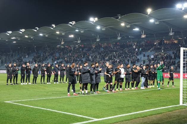 SOCCER - UEFA EL, Sturm vs Nottingham GRAZ,AUSTRIA,06.NOV.25 - SOCCER - UEFA Europa League, SK Sturm Graz vs Nottingham Forest. Image shows the rejoicing of Sturm.  GEPAxpictures xChrisxBauer