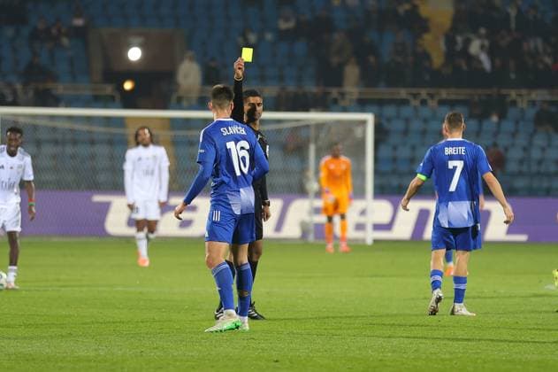 6 November 2025 UEFA Conference League, Round 3 FC Noah vs SK Sigma Olomouc Republican Stadium after Vazgen Sargsyan, Yerevan, Armenia 6 November 2025 UEFA Conference League, Round 3 FC Noah vs SK Sigma Olomouc Republican Stadium after Vazgen Sargsyan, Yerevan, Armenia. Yellow card for Filip Slavicek